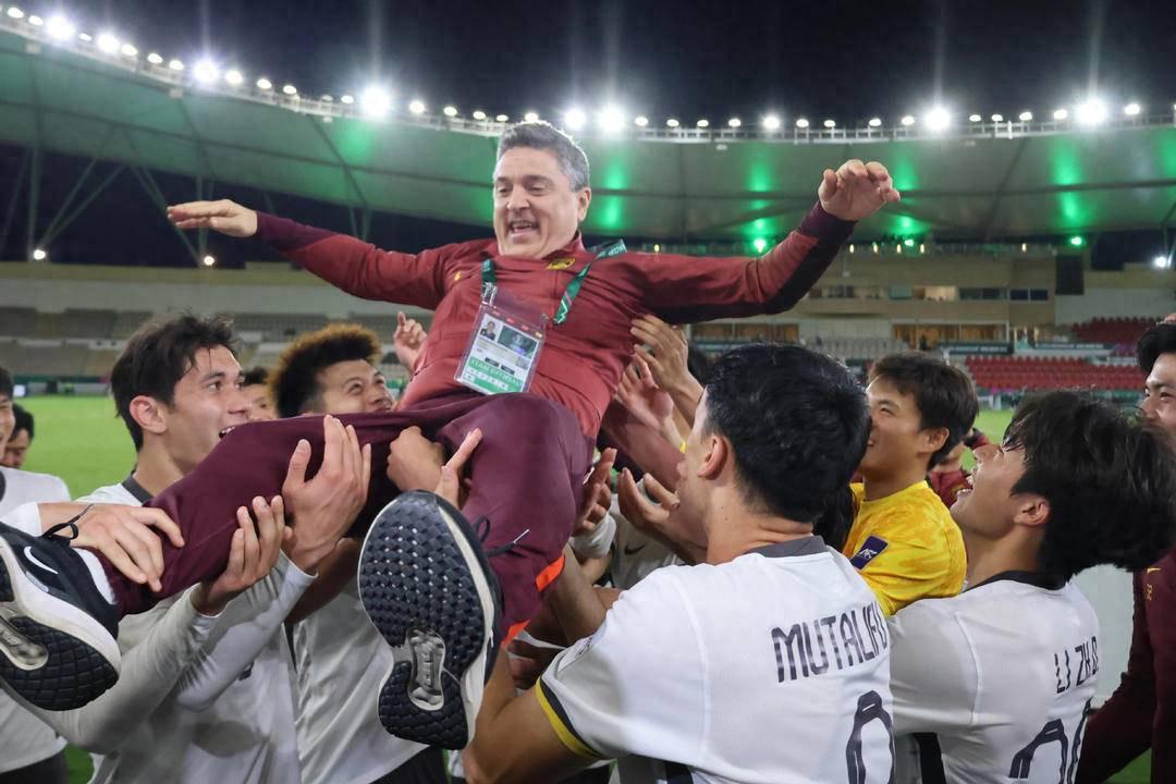 世俱杯外围-一战封神！安东尼奥有啥秘密武器？