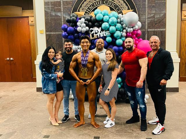 世俱杯下注平台-阿诺德·施瓦辛格的“阿诺” 中国健美少年美国夺3金